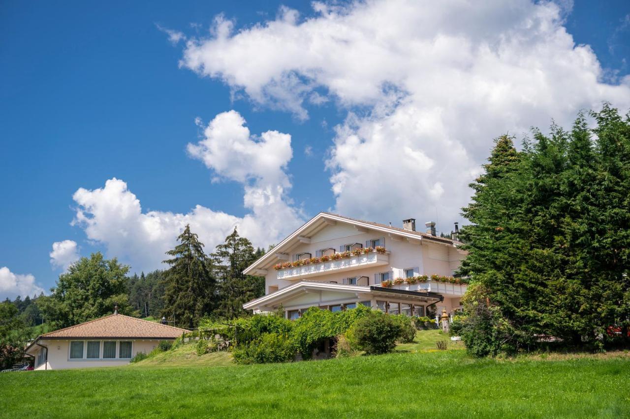 Hotel Moserhof Terento Bagian luar foto