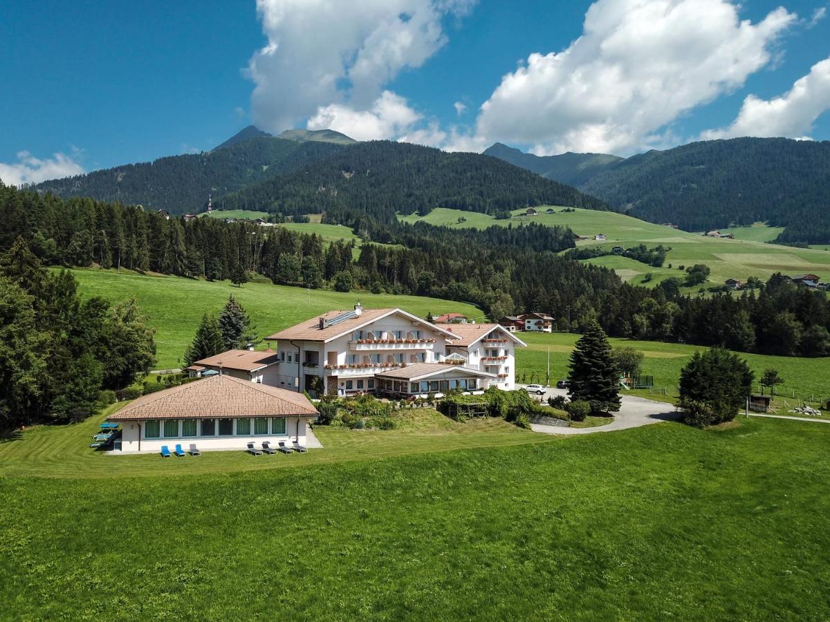 Hotel Moserhof Terento Bagian luar foto